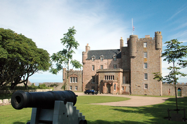 Calais_to_Scrabster 0333 Queen Mothers House Castle of Mey