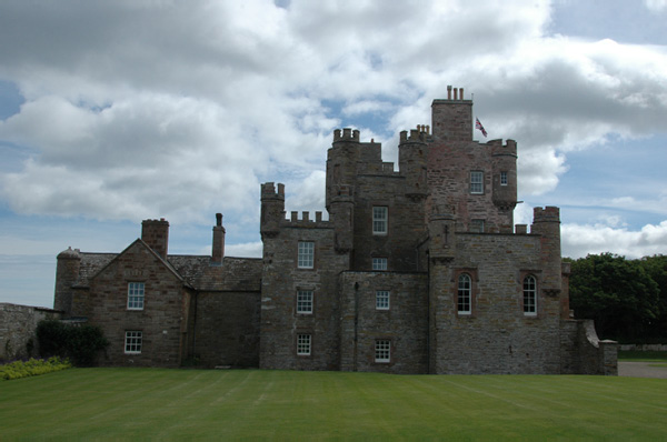 Calais_to_Scrabster 0344 Queen Mothers House Castle of Mey